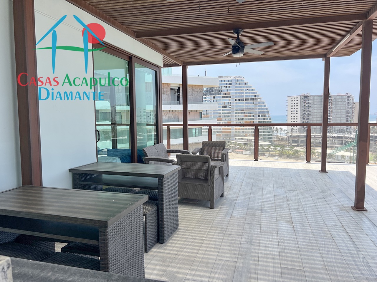 La Isla Emerald PH B - Terraza 10